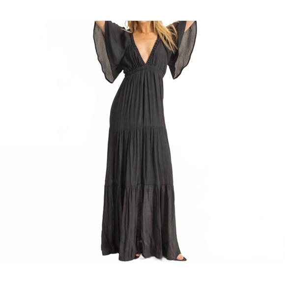 HYFVE Dresses & Skirts - NEW HYFVE v-neck flowy sleeves maxi dress in black